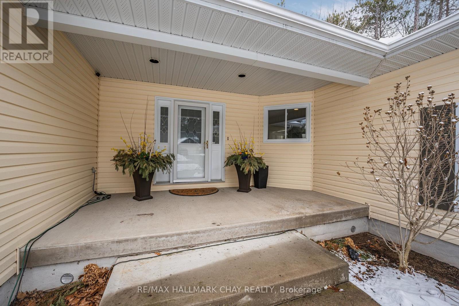 Property at 37 STERLING DRIVE image 4