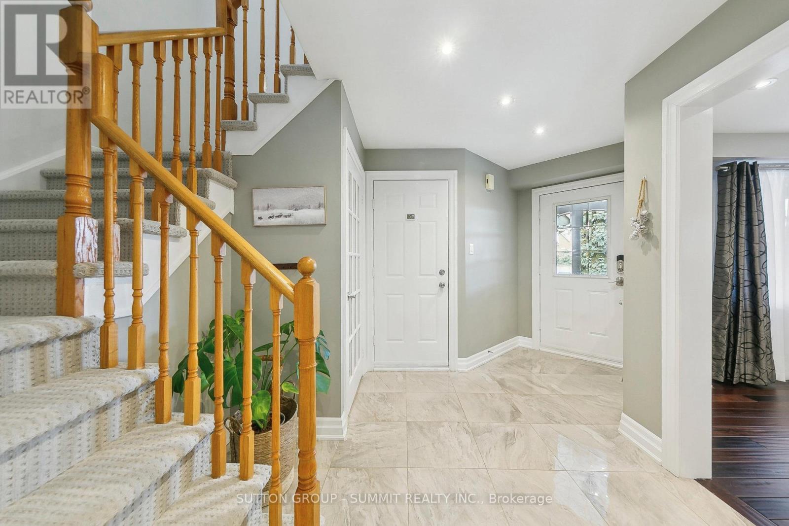 Property at 2936 CASTLEBRIDGE DRIVE image 3