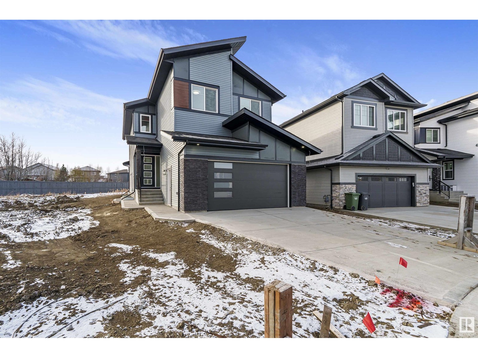Property at 176 Caledon Crescent CR image 4