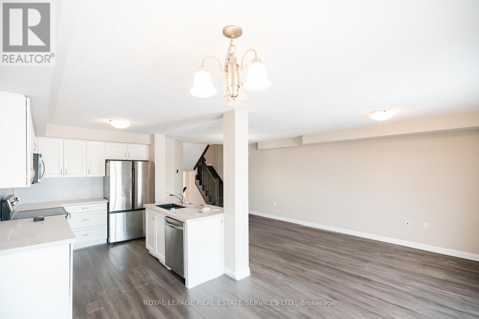 116 Laguna Village Crescent, Hamilton, Ontario  L0R 1P0 - Photo 8 - X12052994