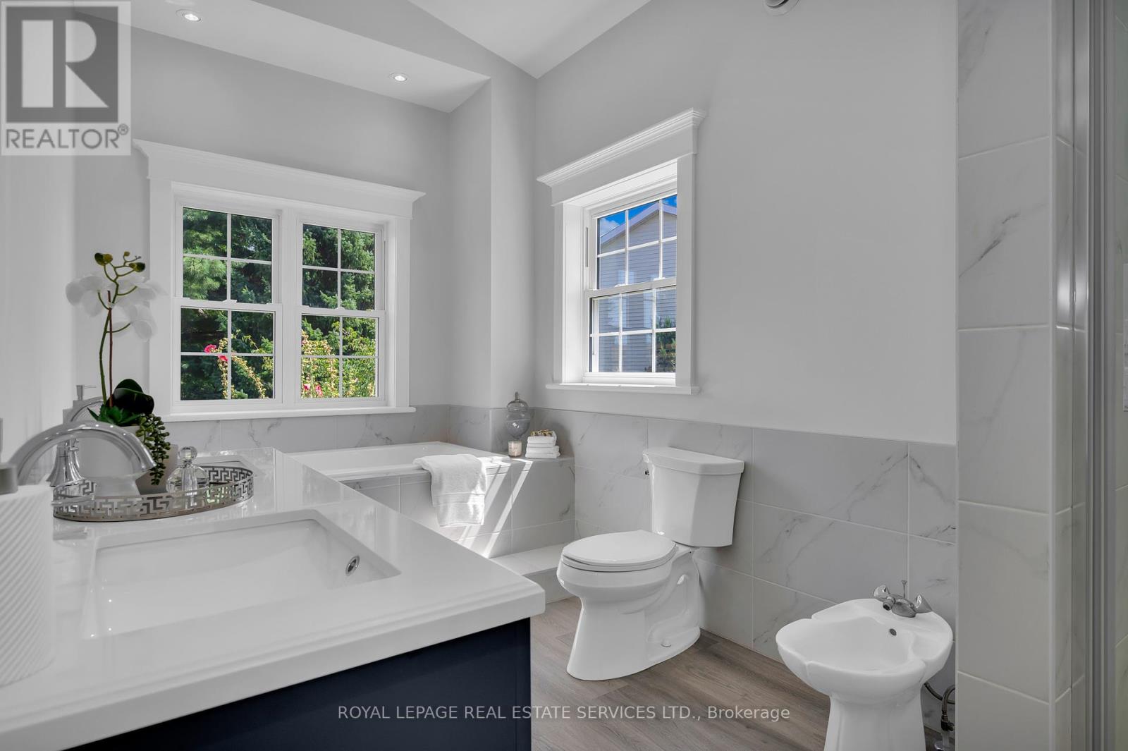 199 Niagara Street, Niagara-On-The-Lake, Ontario  L0S 1J0 - Photo 18 - X12053025