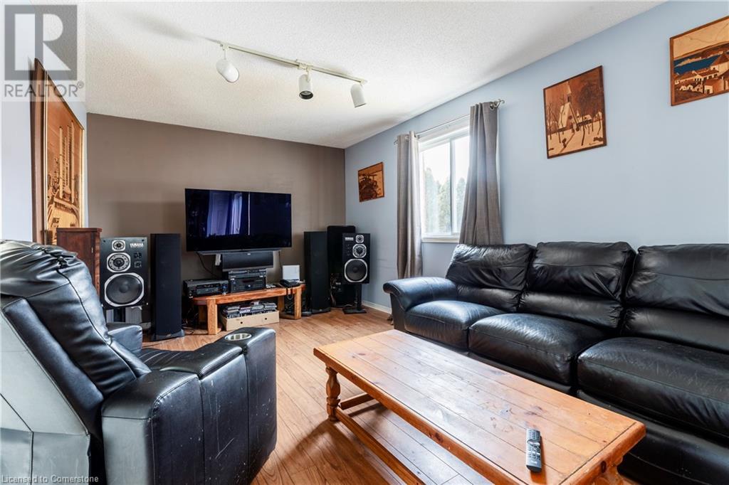 Property at 707 ACADIA Drive image 5