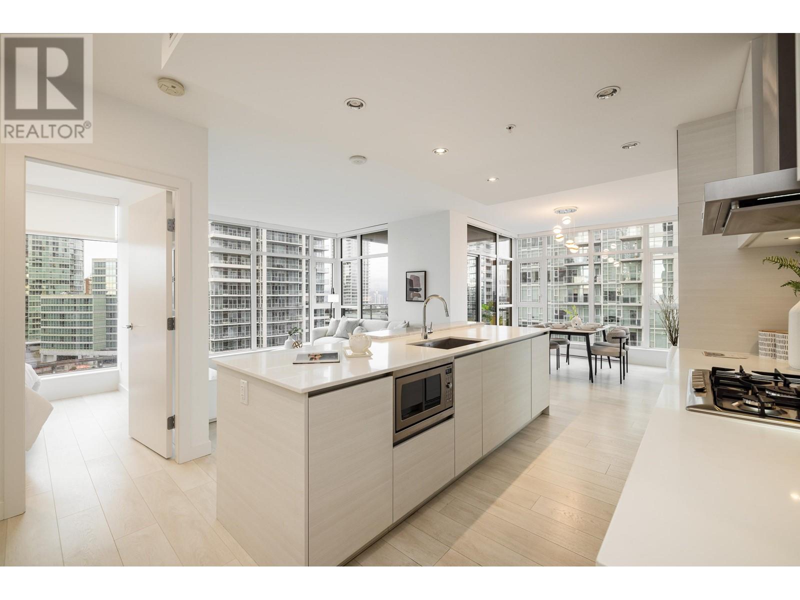 1007 6098 Station Street, Burnaby, British Columbia  V5H 0H4 - Photo 2 - R2984222