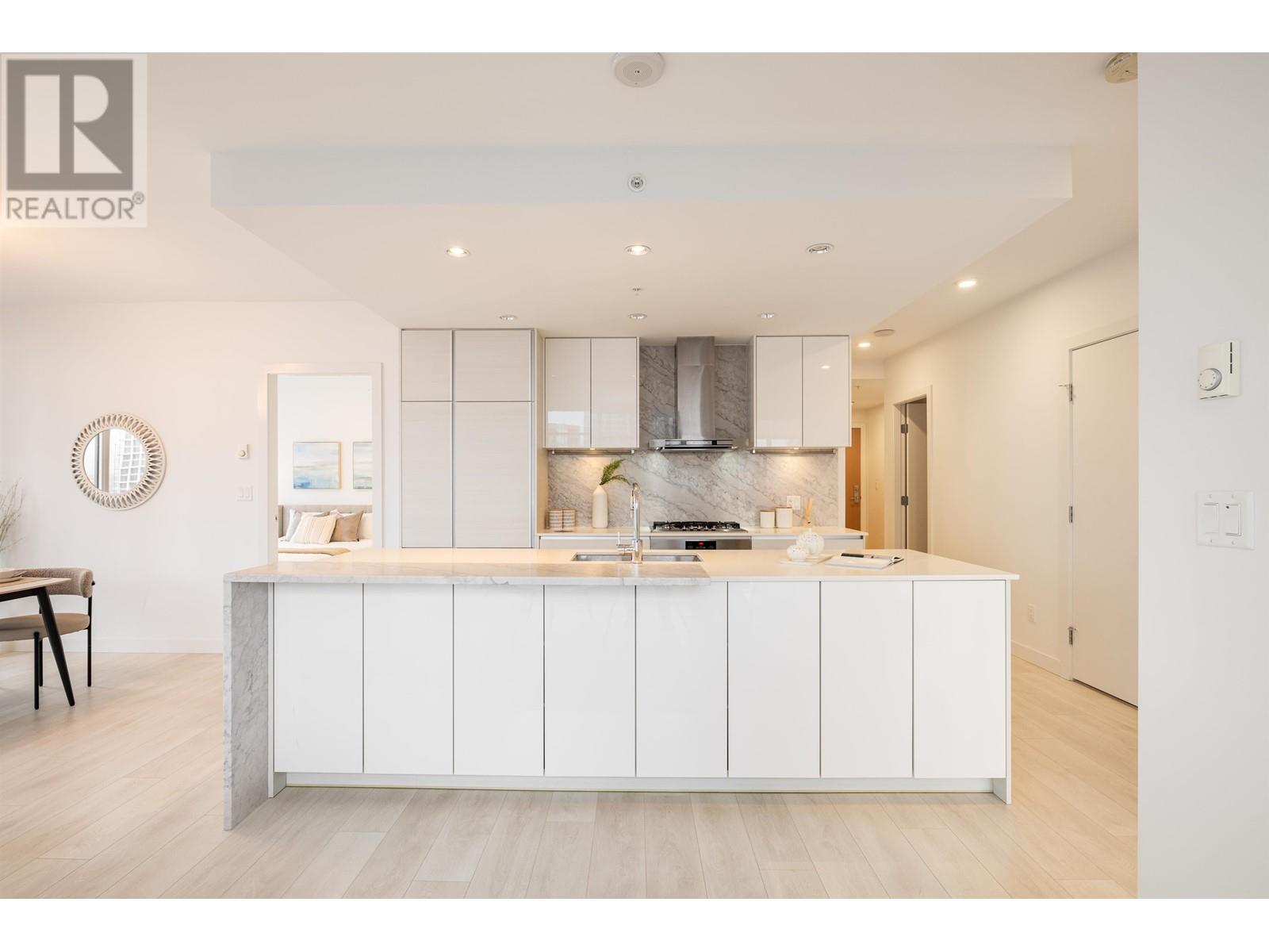 1007 6098 Station Street, Burnaby, British Columbia  V5H 0H4 - Photo 3 - R2984222