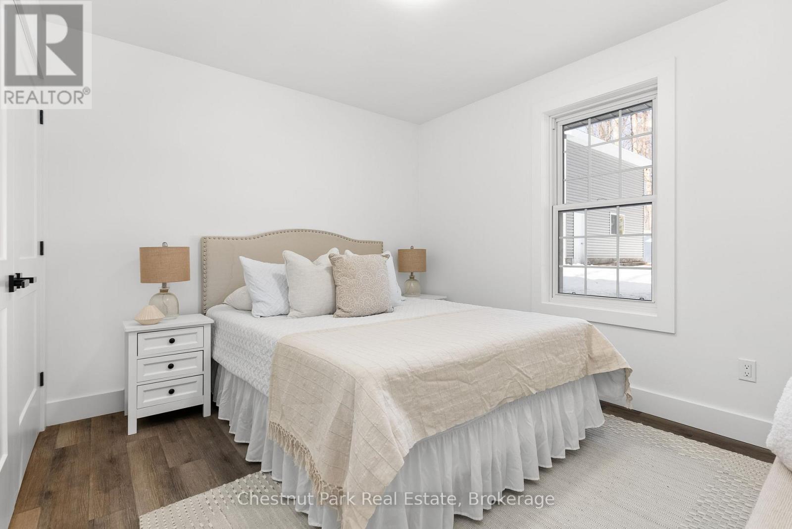16 Clifford Street, Seguin, Ontario  P0C 1J0 - Photo 25 - X12053137