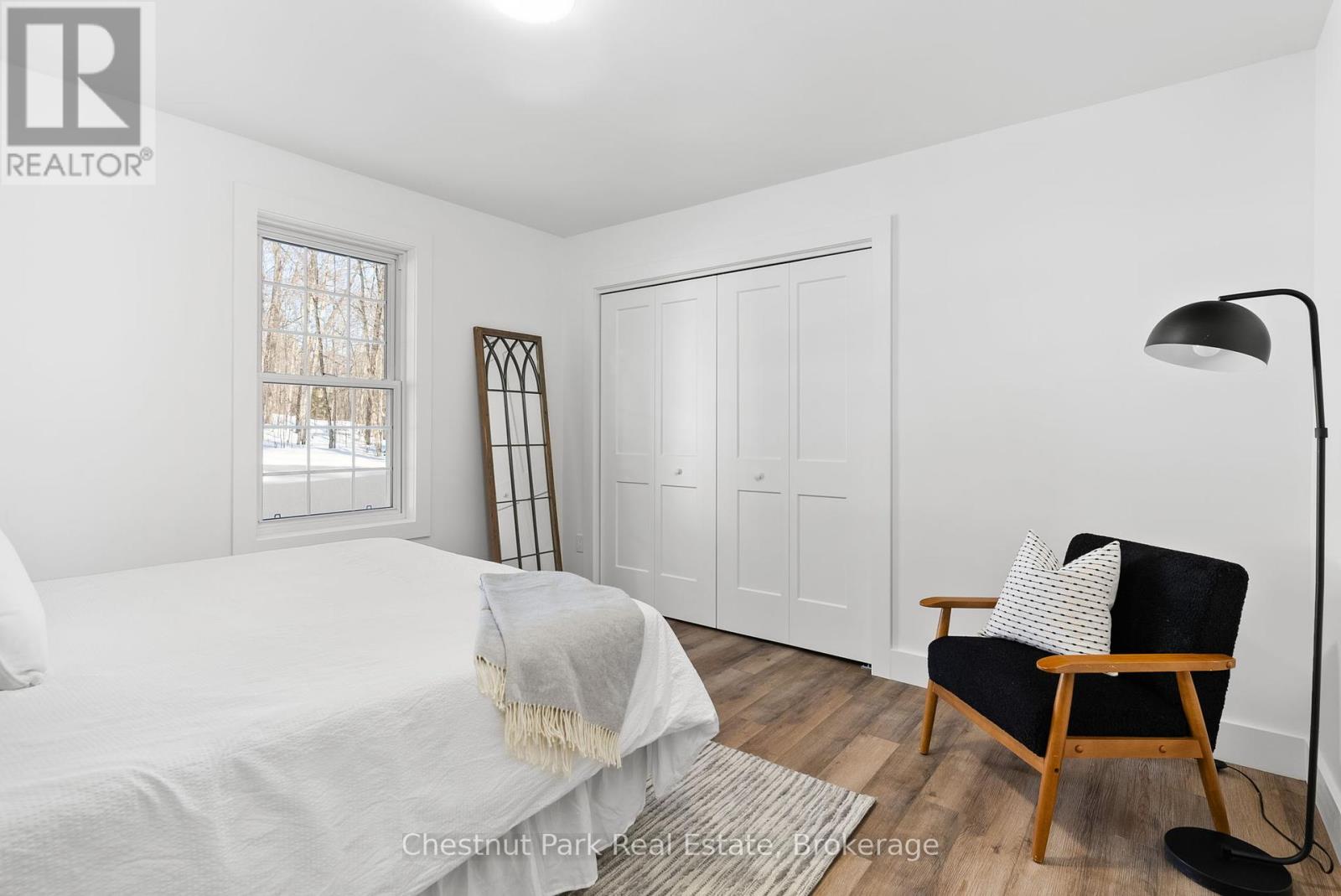 16 Clifford Street, Seguin, Ontario  P0C 1J0 - Photo 28 - X12053137