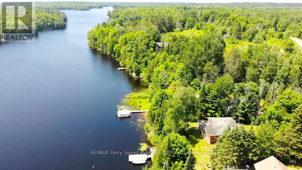 20 Golden Horseshoe Lane, Whitestone, Ontario  P0A 1G0 - Photo 5 - X12053152