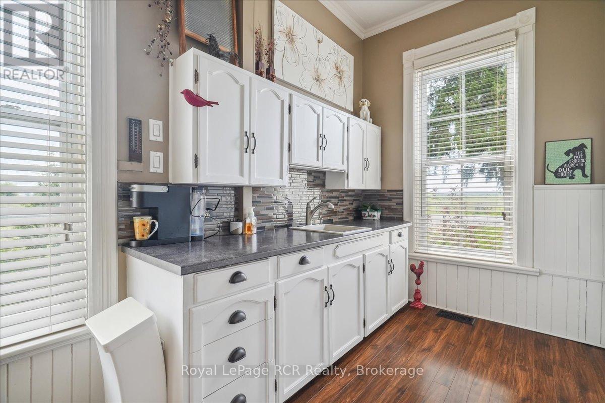 1212 Bruce Road 40, Arran-Elderslie, Ontario  N0H 1L0 - Photo 16 - X12053165
