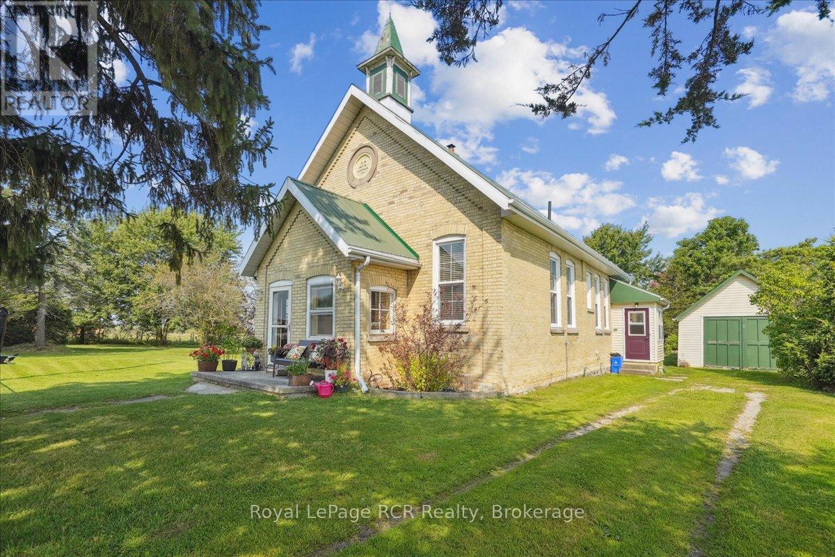 1212 Bruce Road 40, Arran-Elderslie, Ontario  N0H 1L0 - Photo 3 - X12053165