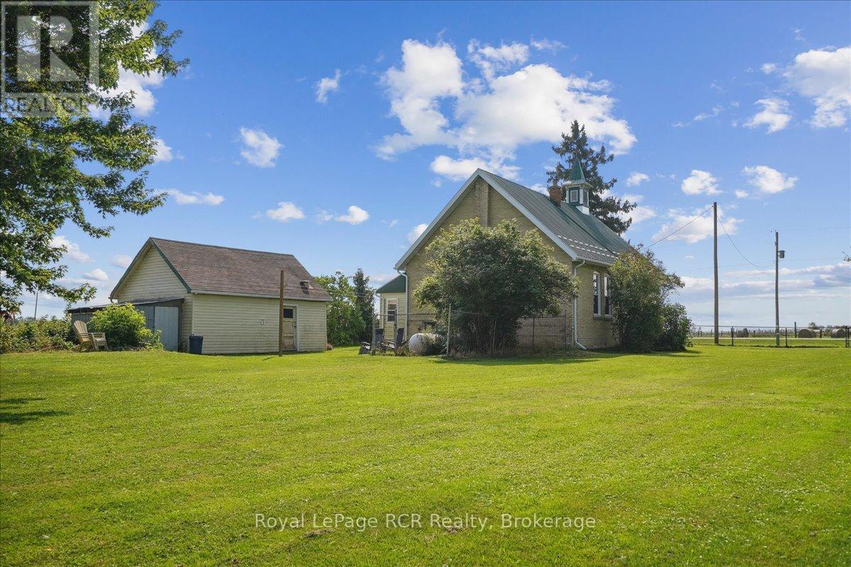 1212 Bruce Road 40, Arran-Elderslie, Ontario  N0H 1L0 - Photo 32 - X12053165