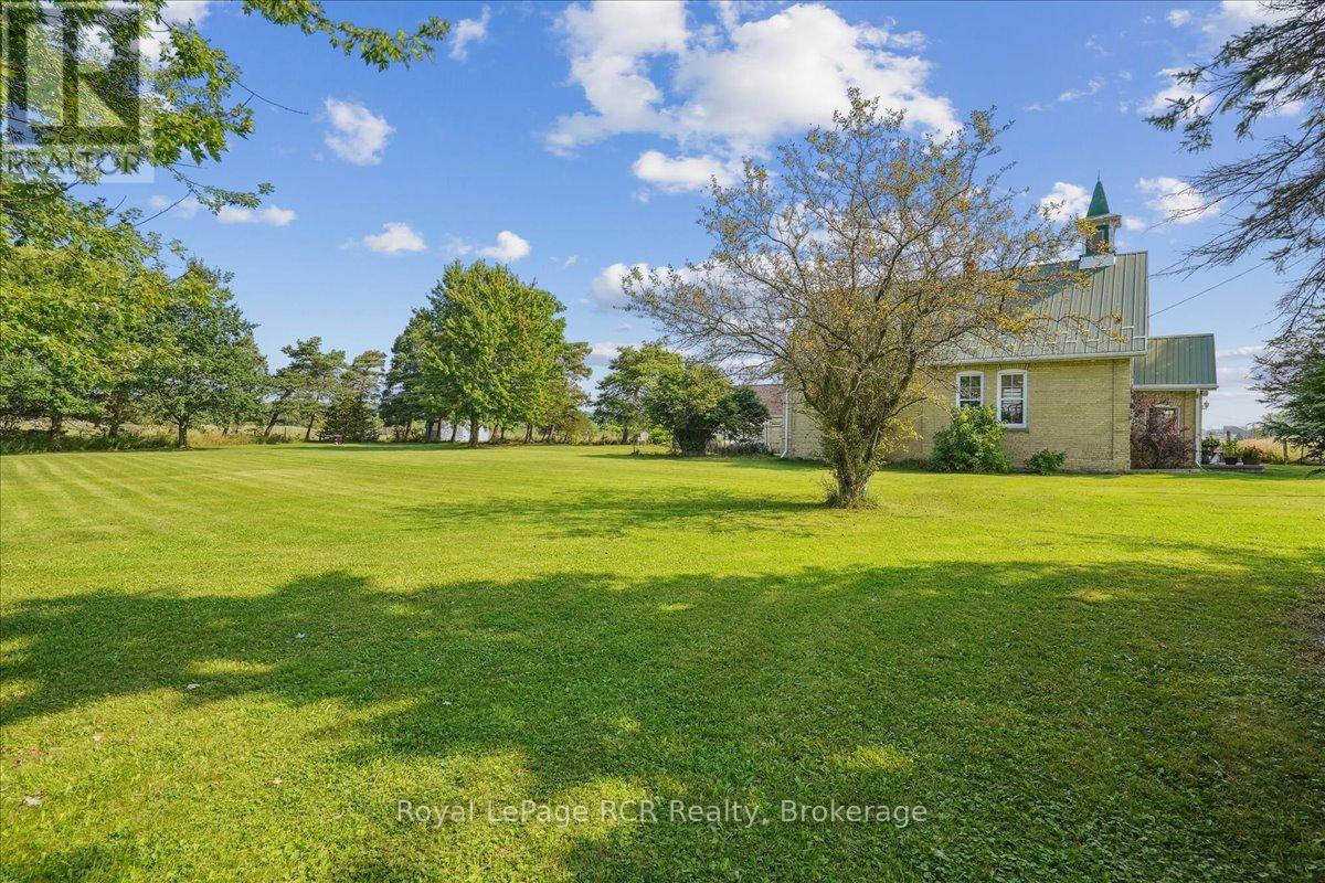 1212 Bruce Road 40, Arran-Elderslie, Ontario  N0H 1L0 - Photo 33 - X12053165