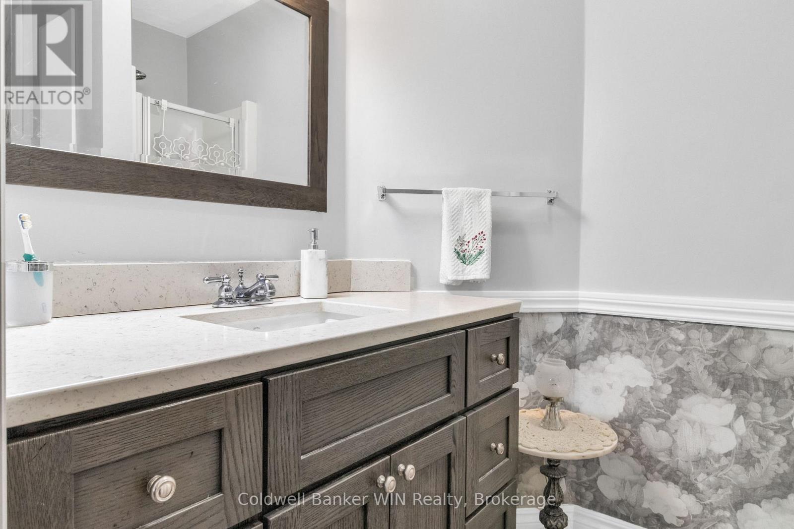 14 Grand Vista Drive, Wellington North, Ontario  N0G 2L0 - Photo 16 - X12053204