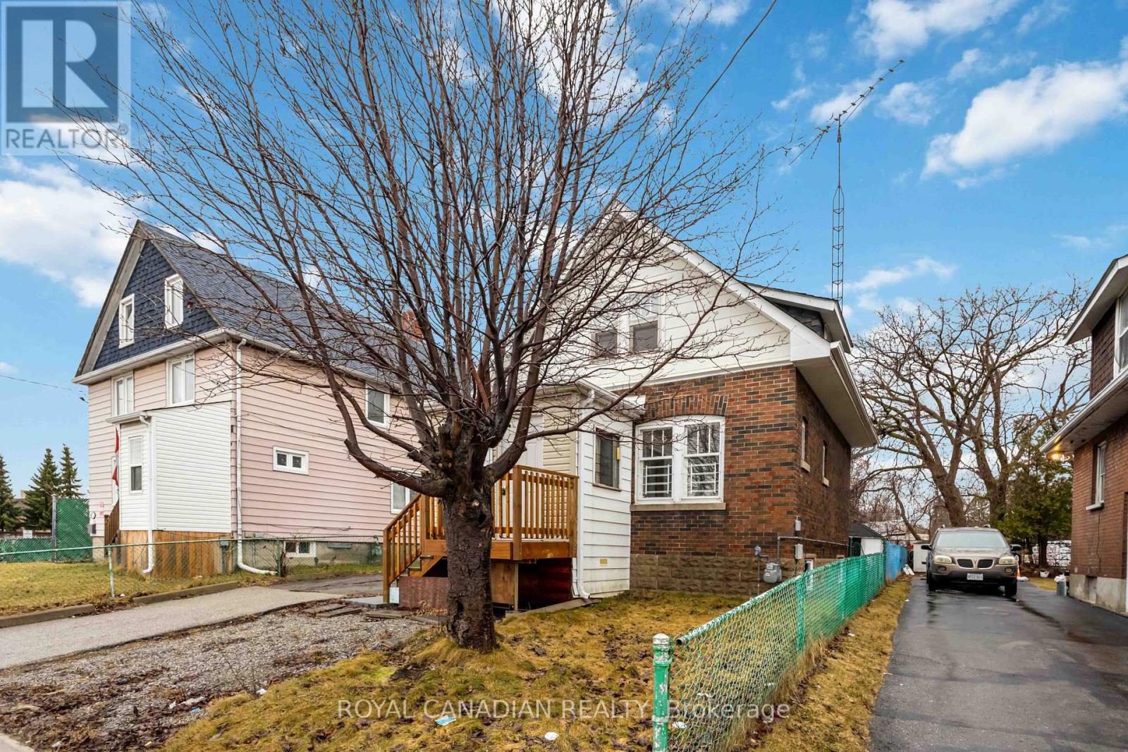 Property at 274 RITSON ROAD N image 3