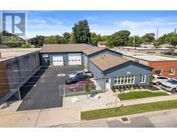 925 CRAWFORD AVENUE, Windsor, Ontario