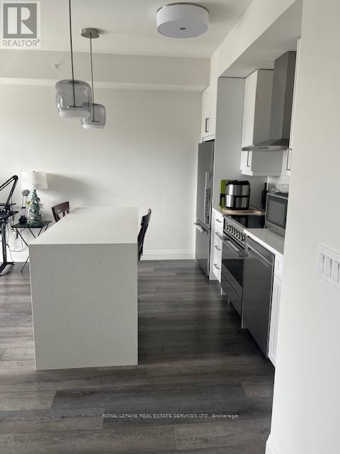 Property at 409 - 500 BROCK AVENUE image 3
