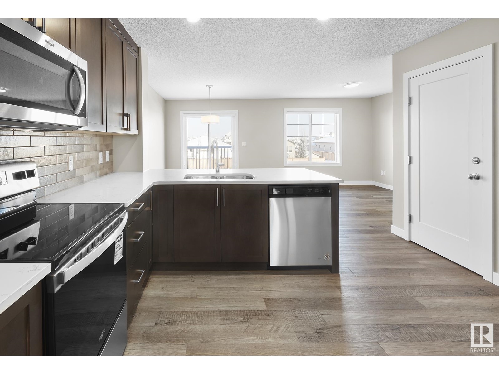 Property at 762 Berg LO image 4