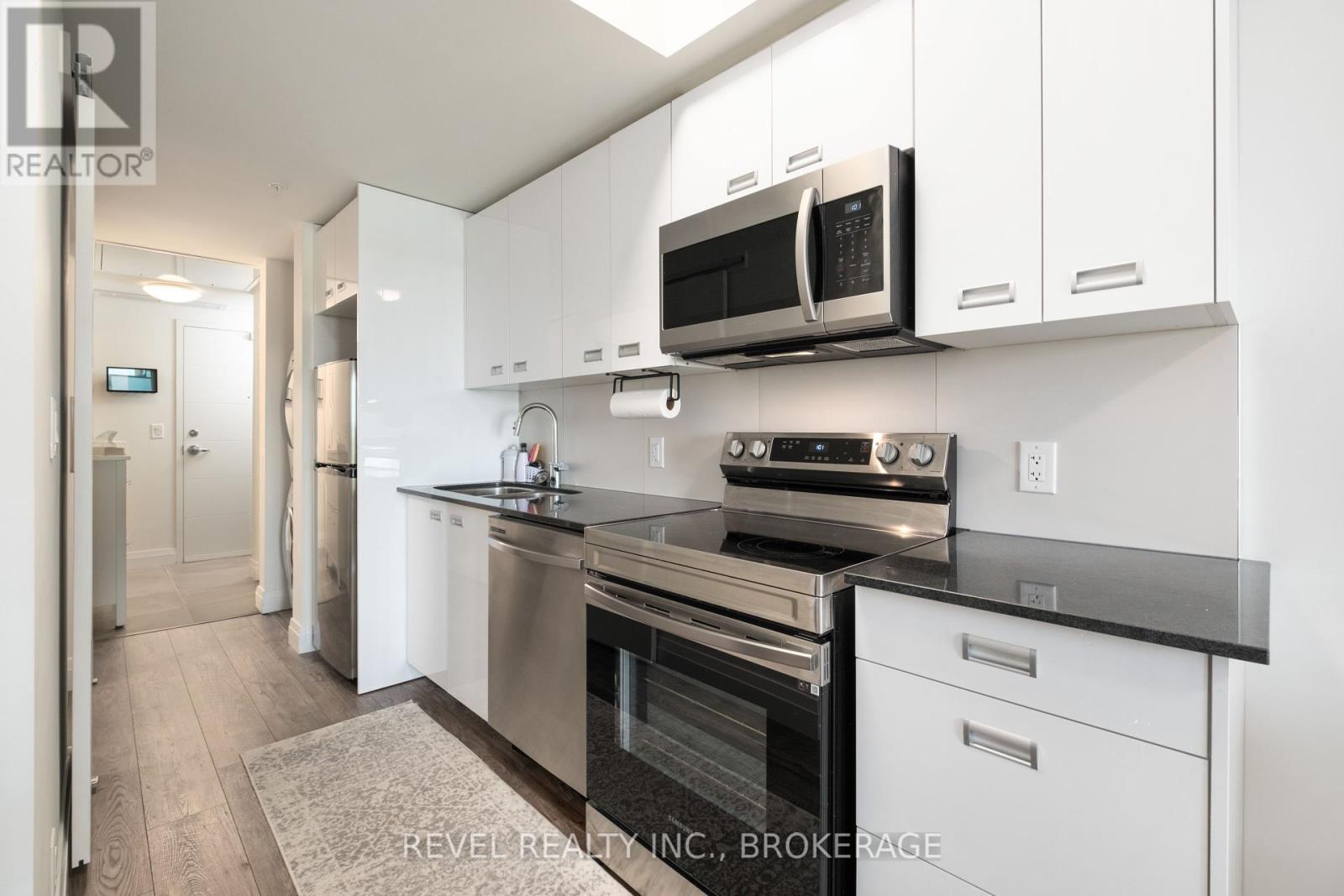 822 - 652 Princess Street, Kingston, Ontario  K7L 1E5 - Photo 12 - X12053297