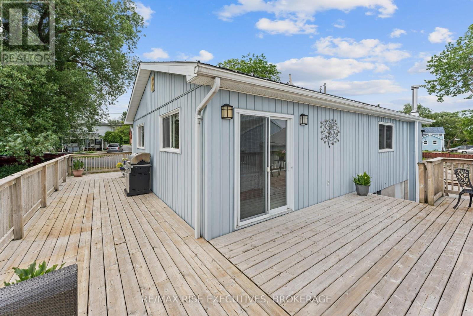 1266 Highway 96, Frontenac Islands, Ontario  K0H 2Y0 - Photo 12 - X12053322