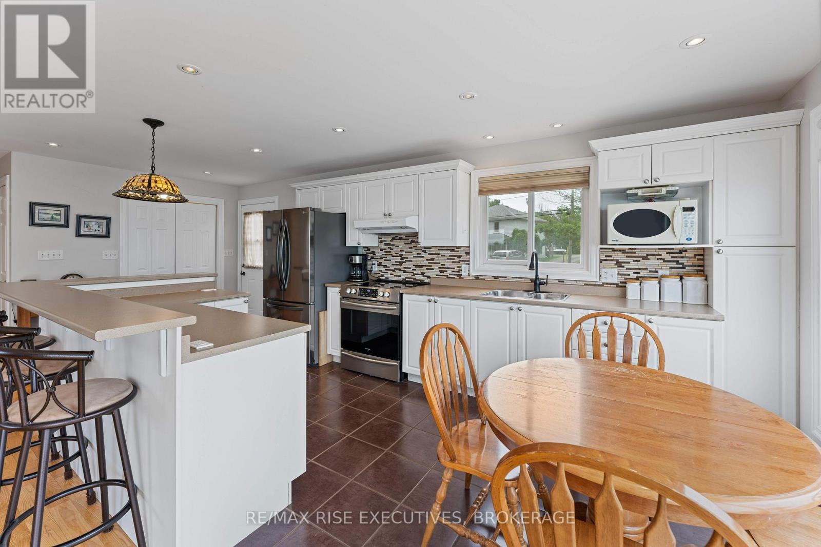 1266 Highway 96, Frontenac Islands, Ontario  K0H 2Y0 - Photo 21 - X12053322