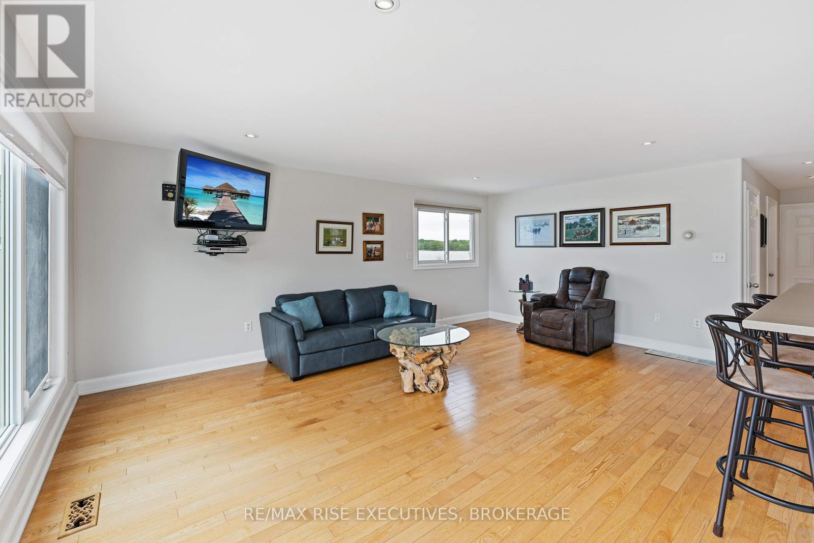 1266 Highway 96, Frontenac Islands, Ontario  K0H 2Y0 - Photo 24 - X12053322