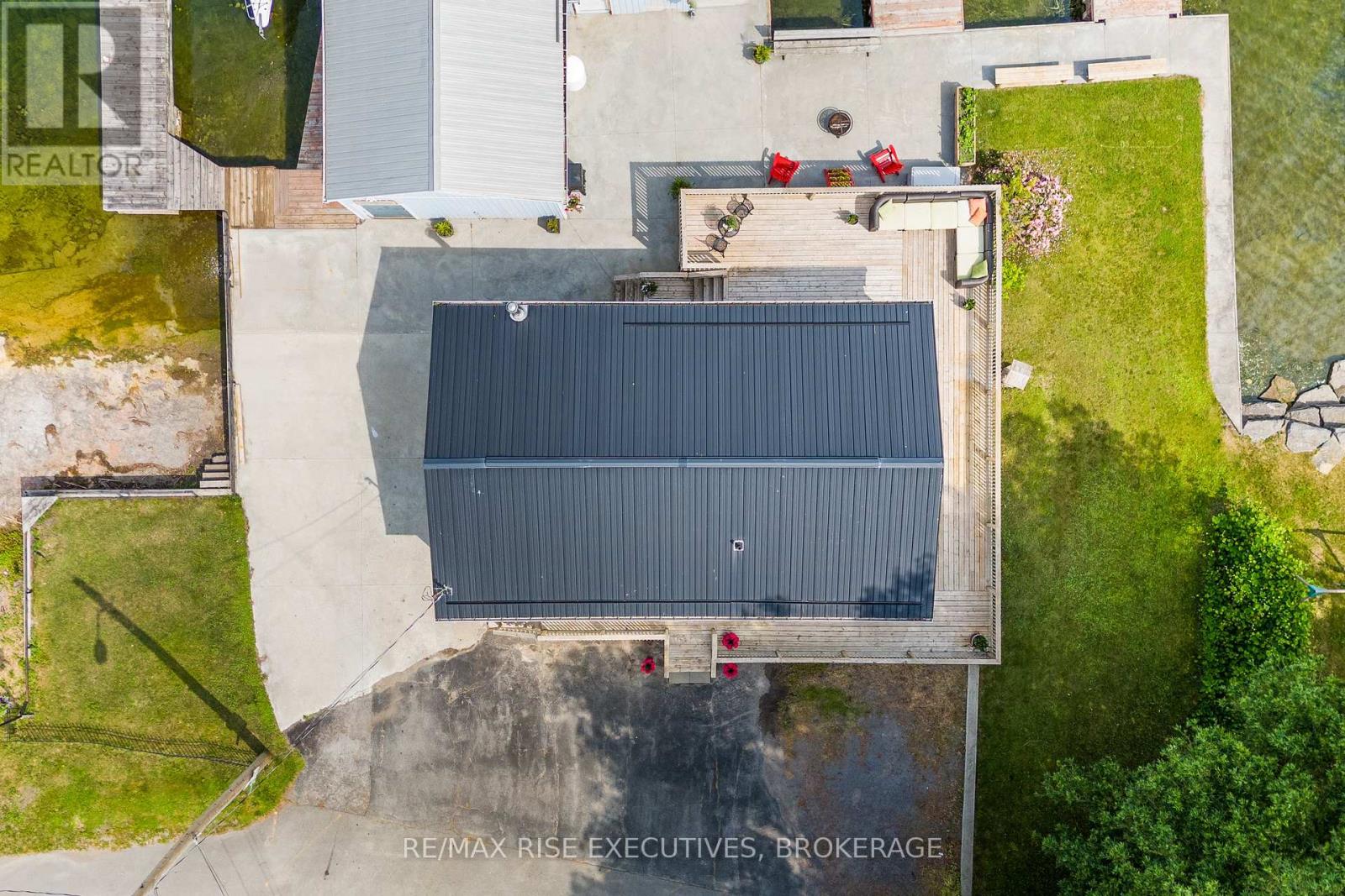 1266 Highway 96, Frontenac Islands, Ontario  K0H 2Y0 - Photo 40 - X12053322
