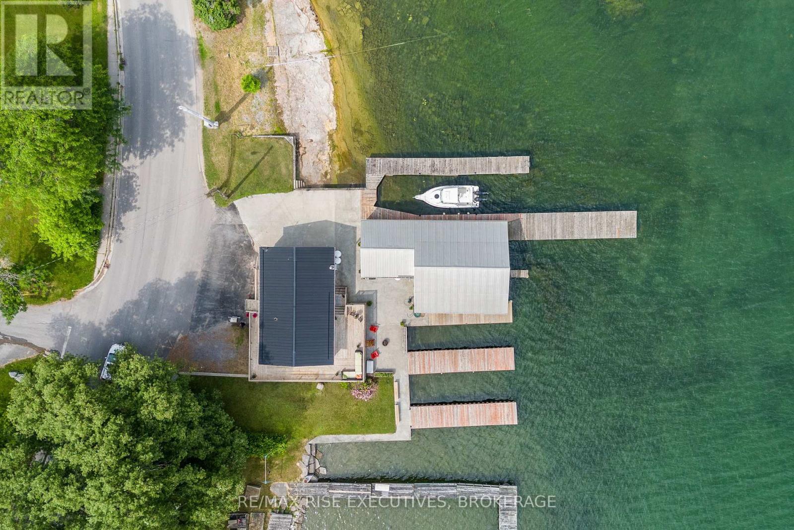 1266 Highway 96, Frontenac Islands, Ontario  K0H 2Y0 - Photo 45 - X12053322