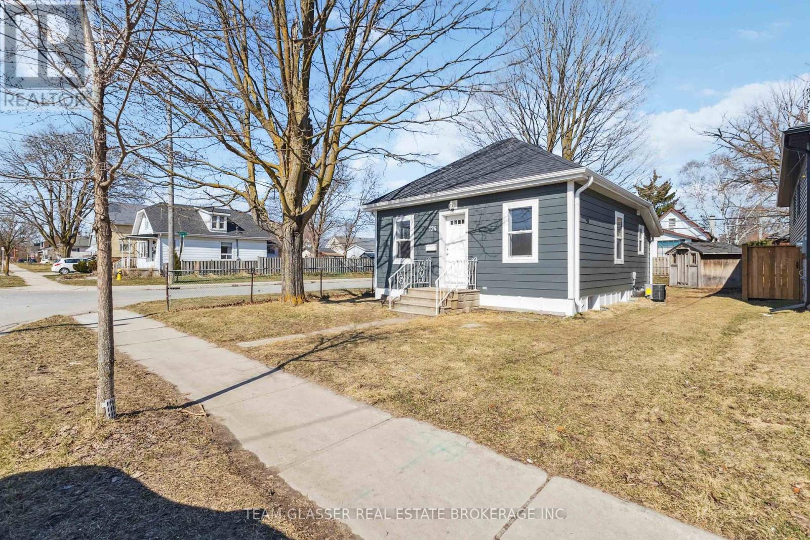 Property at 124 BRISBIN STREET image 3