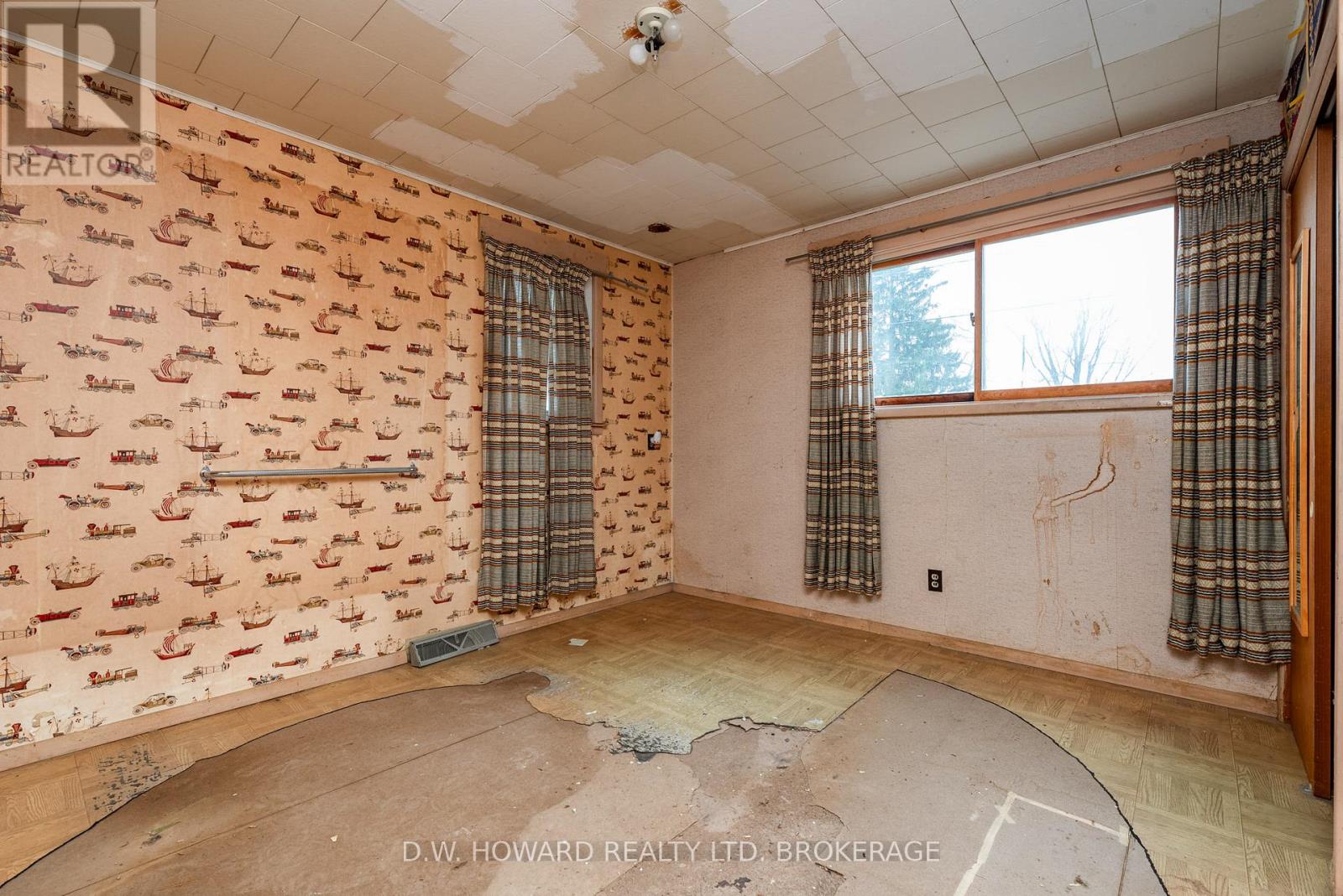 59 Belvedere Road, Fort Erie, Ontario  L0S 1B0 - Photo 20 - X12053377