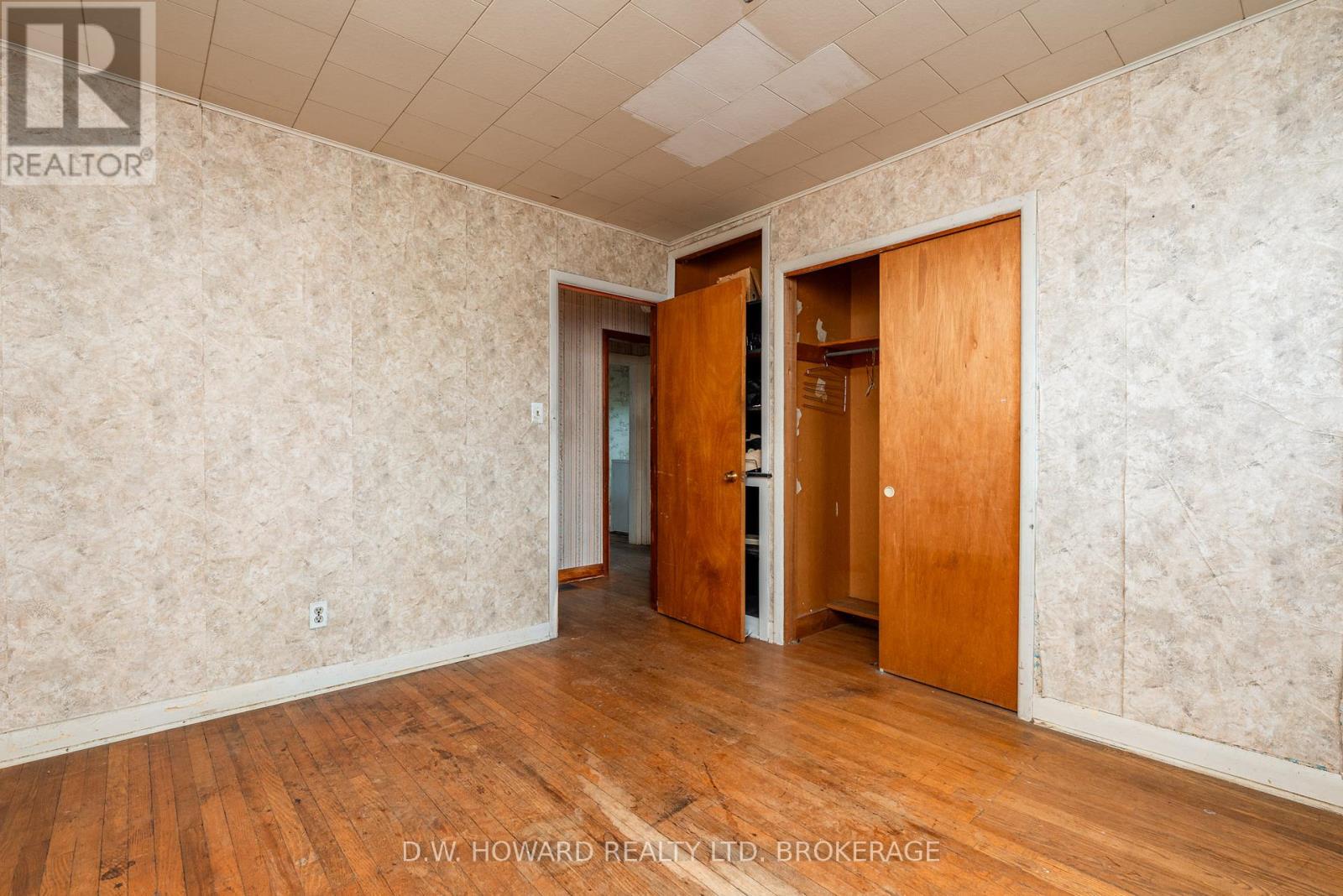 59 Belvedere Road, Fort Erie, Ontario  L0S 1B0 - Photo 23 - X12053377