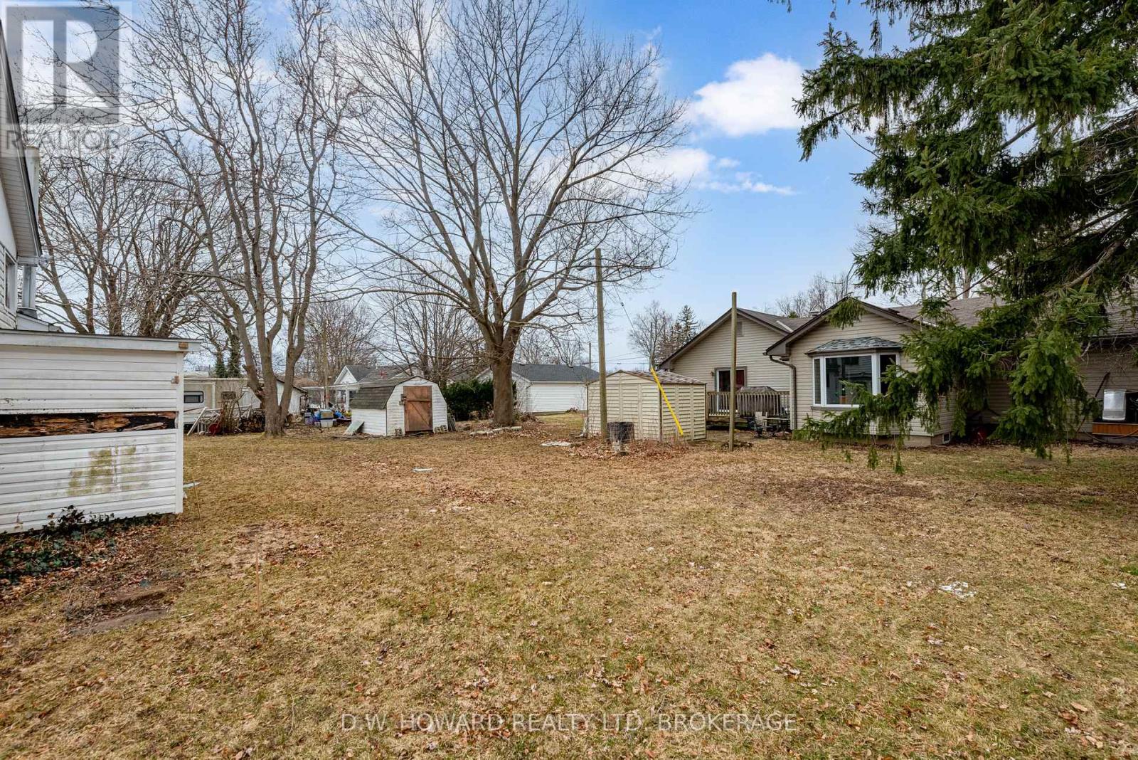 59 Belvedere Road, Fort Erie, Ontario  L0S 1B0 - Photo 32 - X12053377