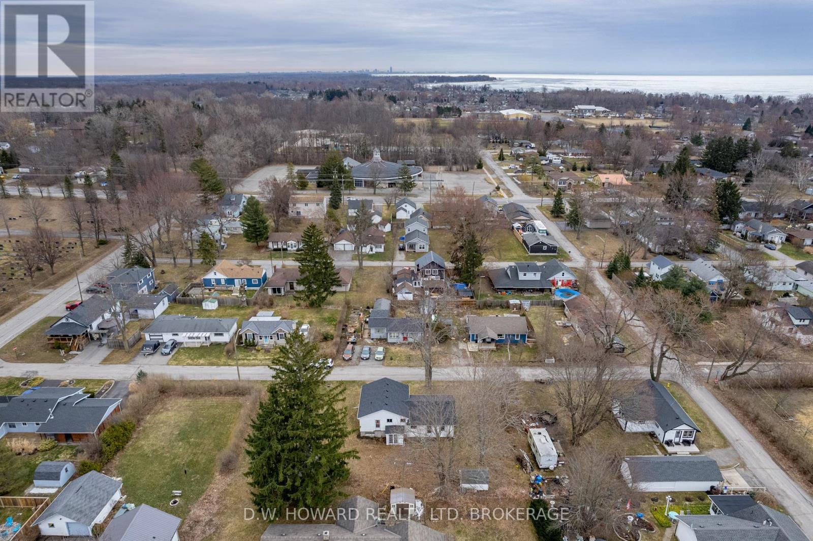 59 Belvedere Road, Fort Erie, Ontario  L0S 1B0 - Photo 36 - X12053377