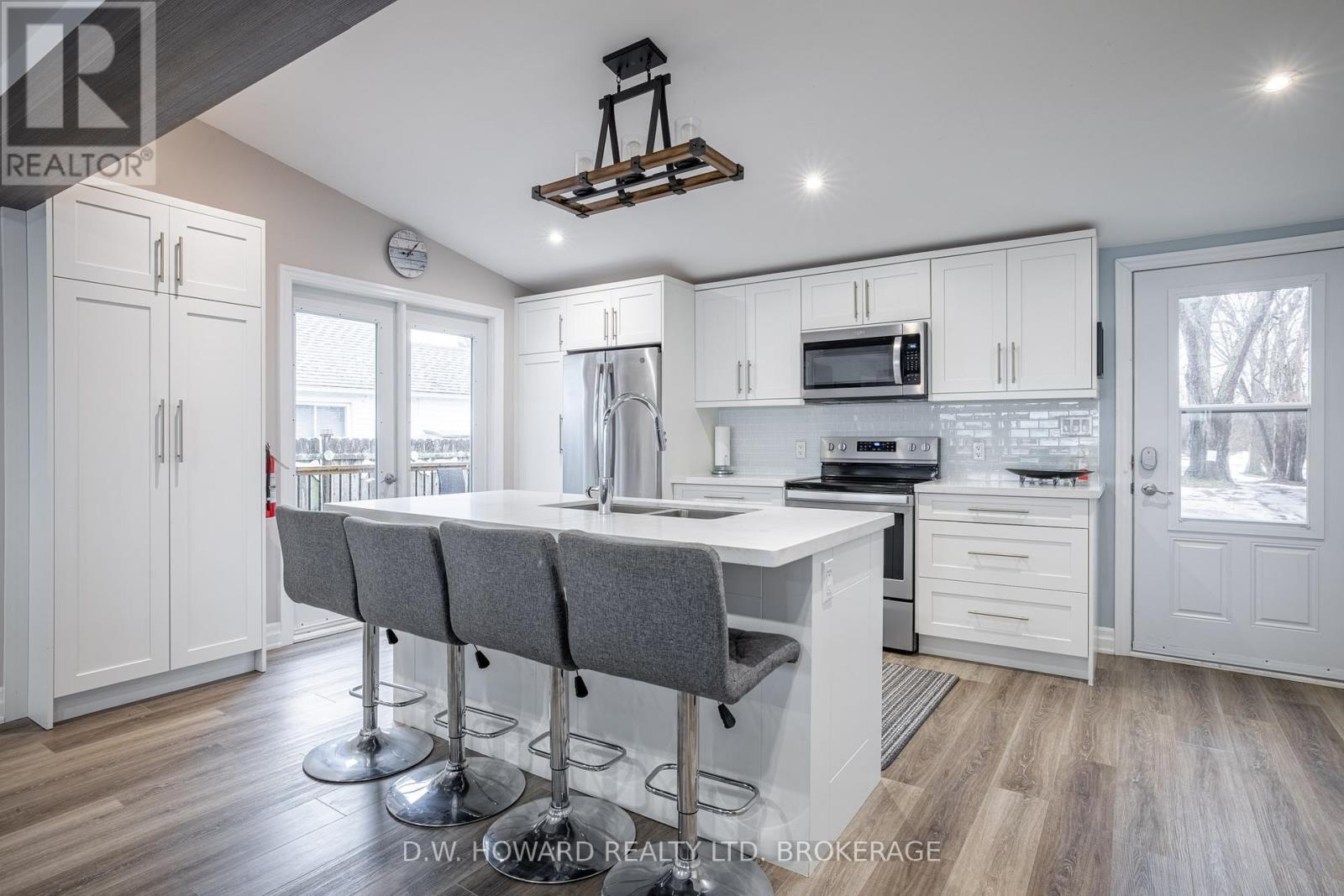 474 Lakeshore Road, Fort Erie, Ontario  L2A 1B5 - Photo 13 - X12053484