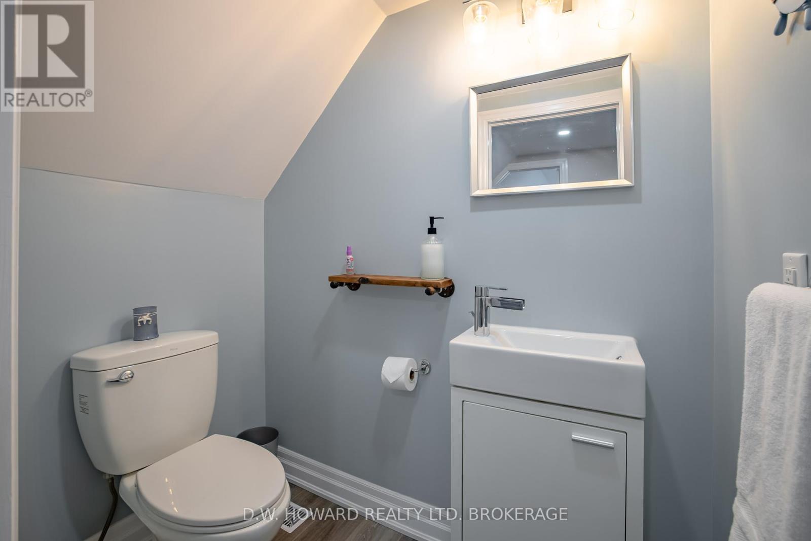 474 Lakeshore Road, Fort Erie, Ontario  L2A 1B5 - Photo 24 - X12053484
