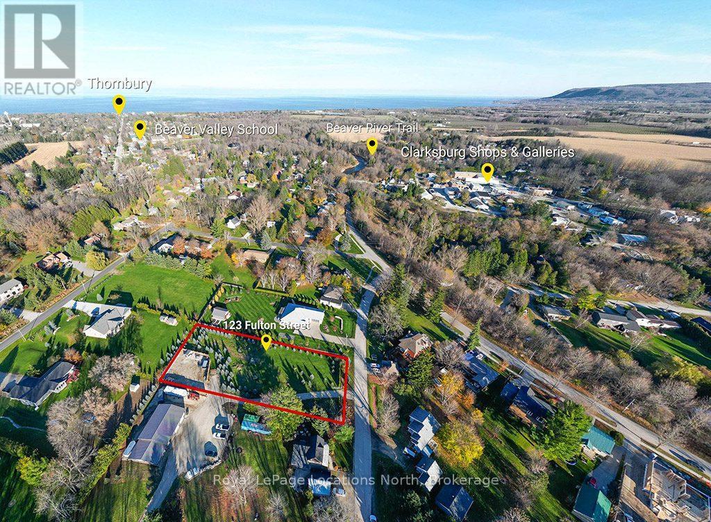 123 Fulton Street, Blue Mountains, Ontario  N0H 1J0 - Photo 3 - X12053343
