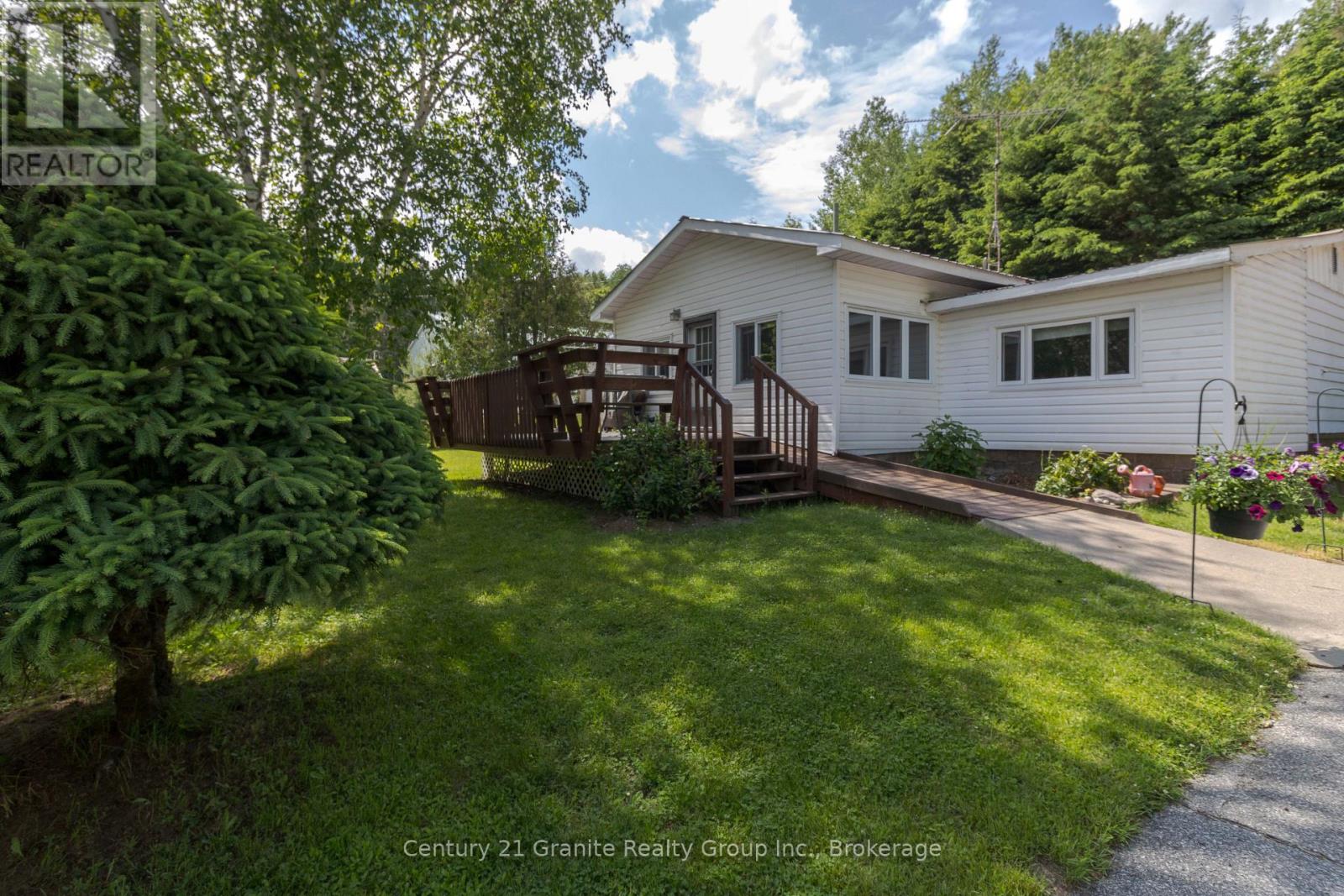 1993 Fleming Road, Minden Hills, Ontario  K0M 2K0 - Photo 29 - X12053408