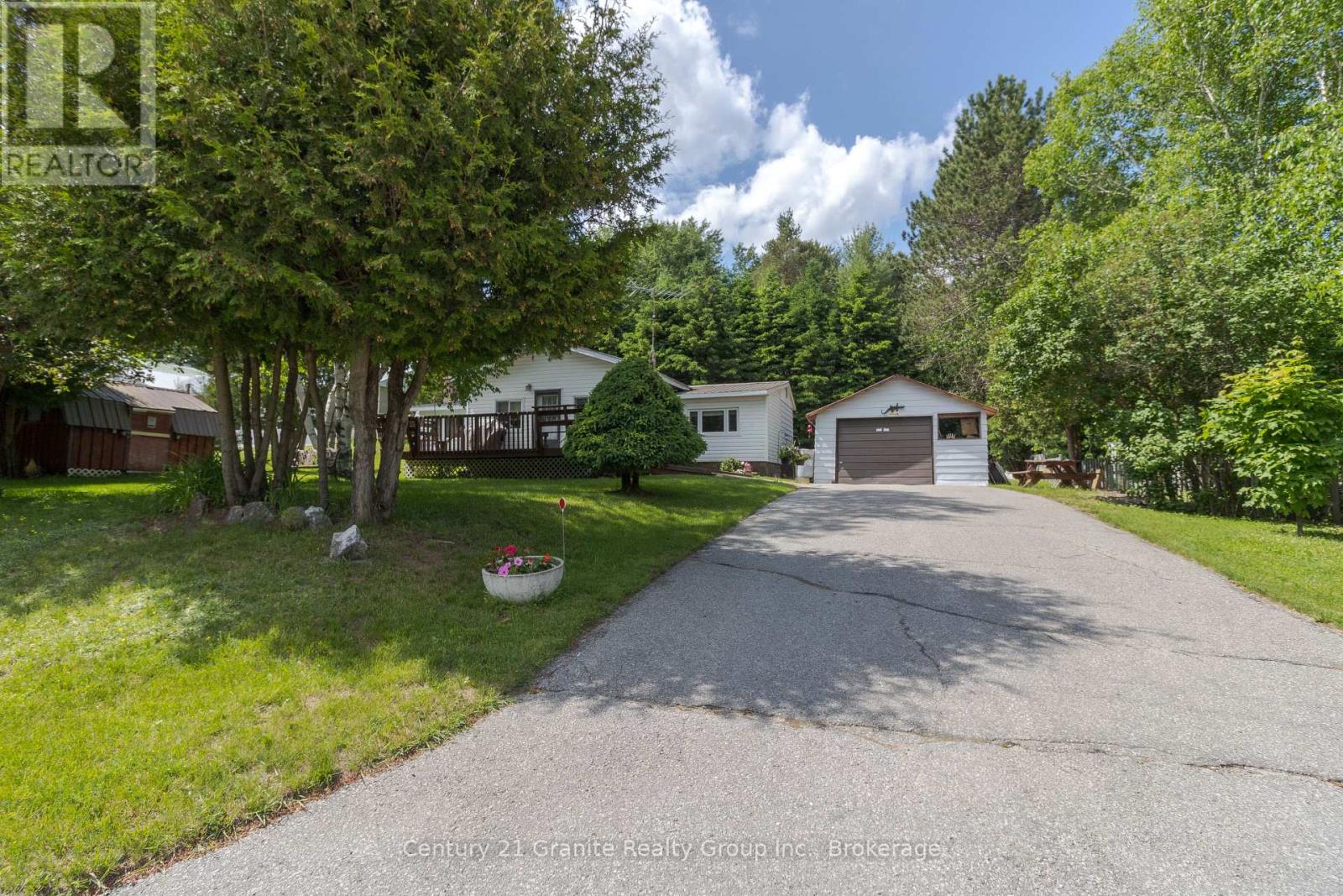 1993 Fleming Road, Minden Hills, Ontario  K0M 2K0 - Photo 39 - X12053408