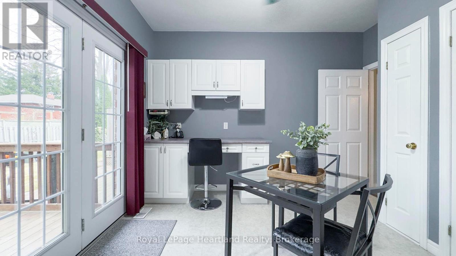 243 Martha Street, Goderich, Ontario  N7A 3B4 - Photo 17 - X12053466