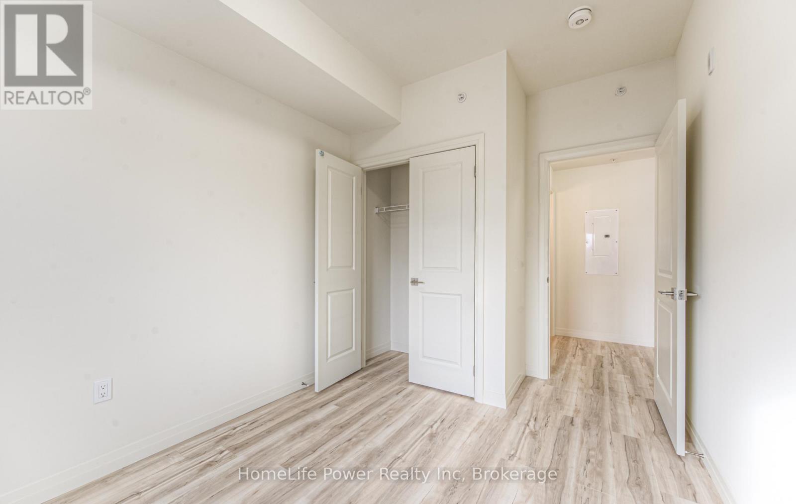 203 - 301 Westmount Road, Kitchener, Ontario  N2M 5M9 - Photo 22 - X12053486
