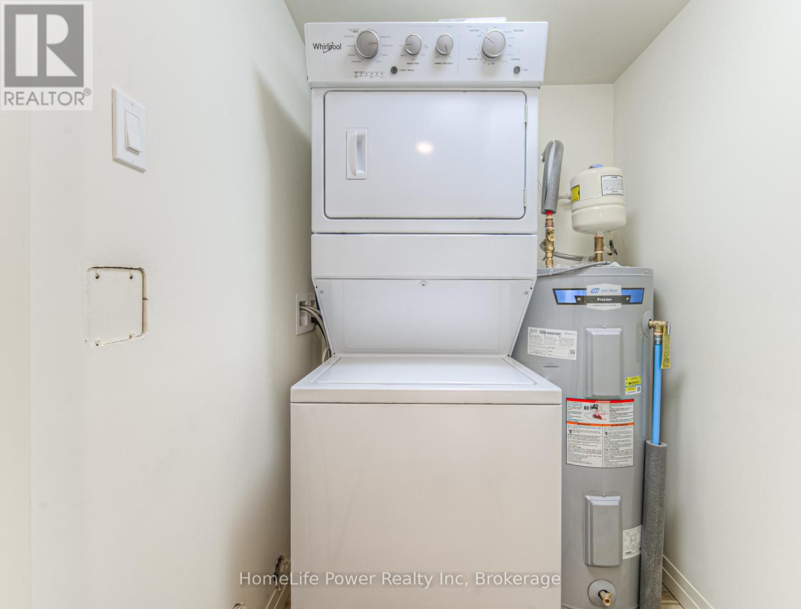203 - 301 Westmount Road, Kitchener, Ontario  N2M 5M9 - Photo 29 - X12053486