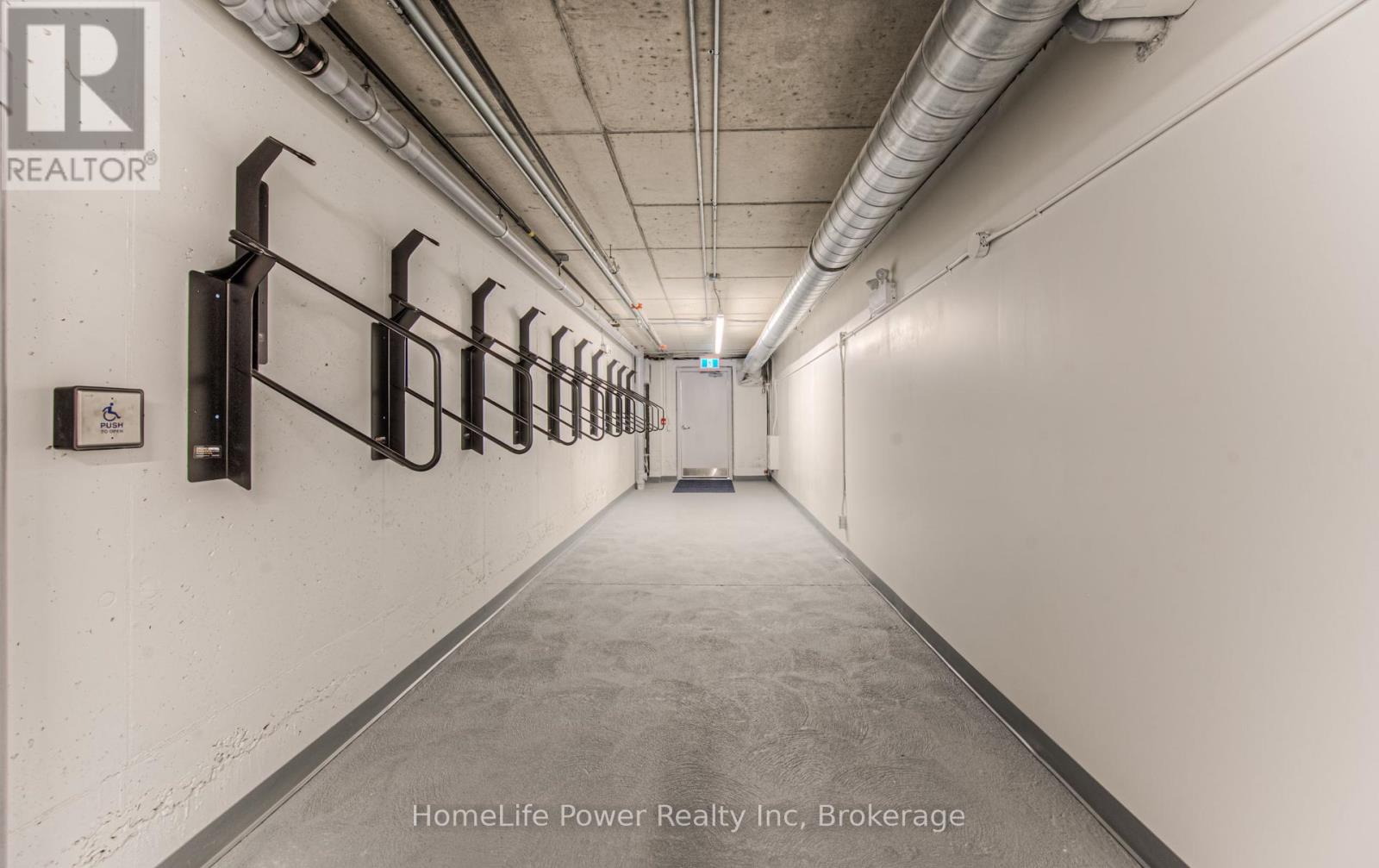 203 - 301 Westmount Road, Kitchener, Ontario  N2M 5M9 - Photo 41 - X12053486