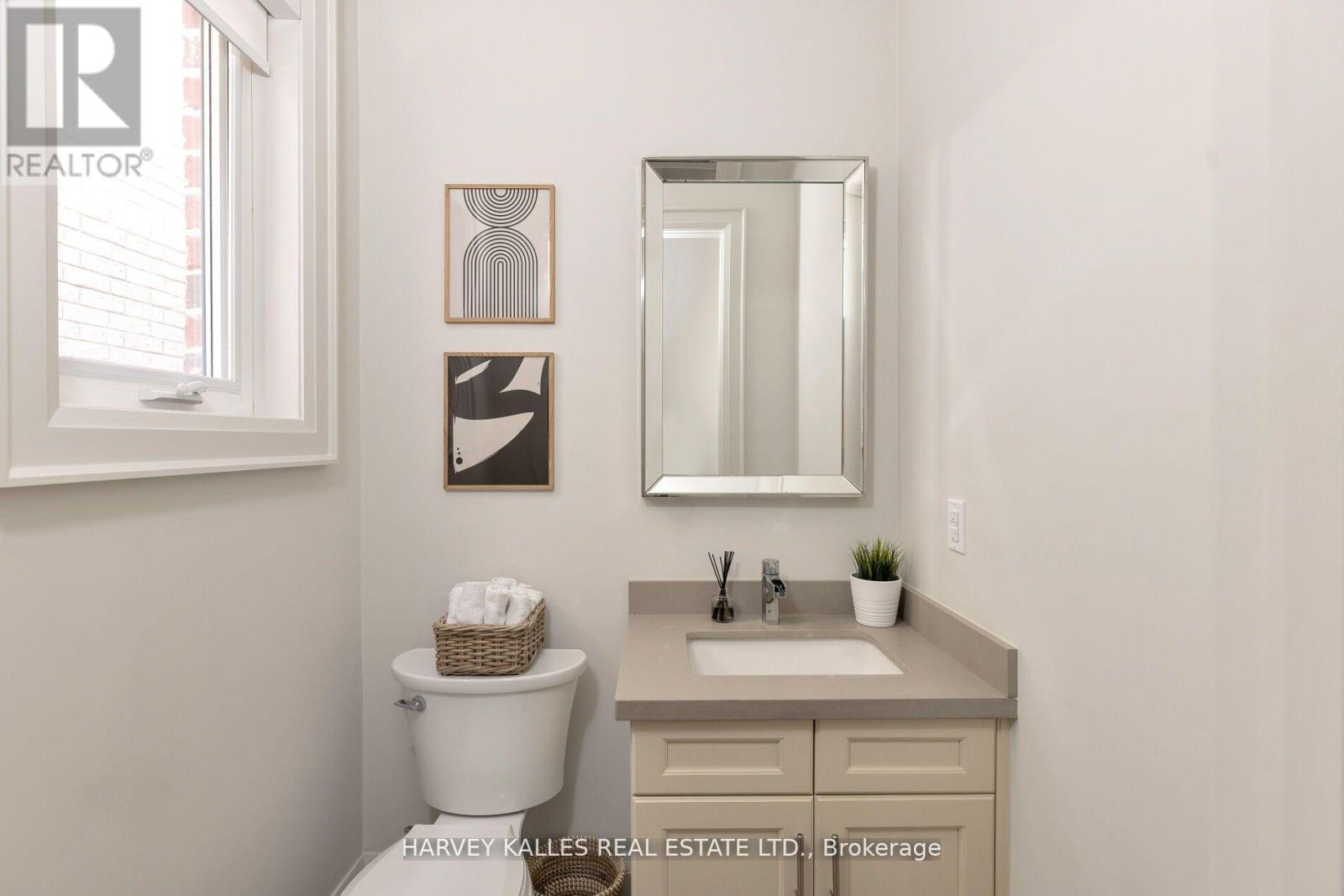 Property at 72B RENFIELD STREET W image 4