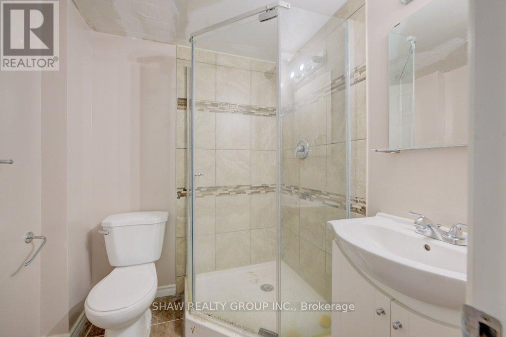 5134 Des Jardines Drive, Burlington, Ontario  L7L 6L7 - Photo 30 - W12053351