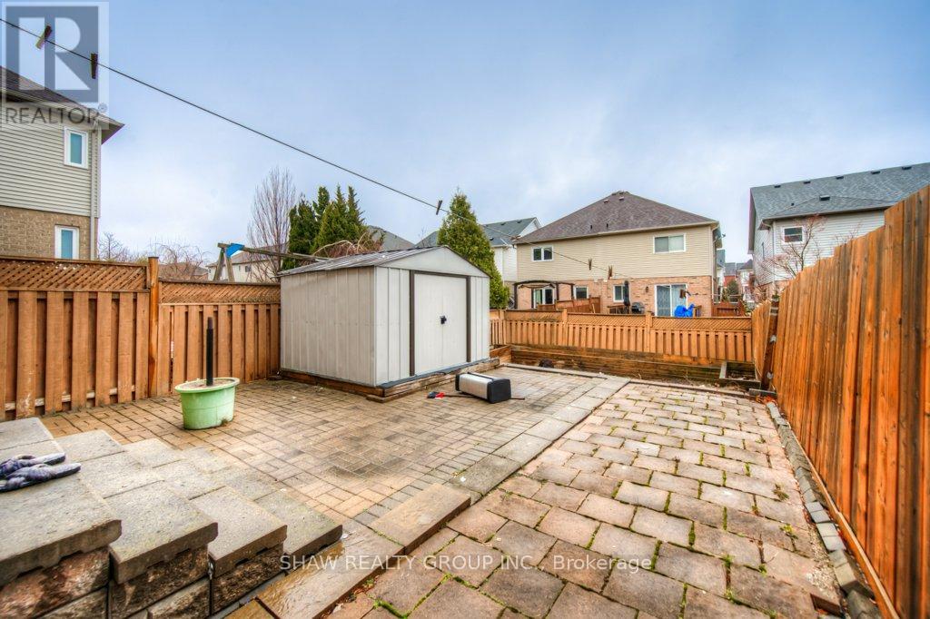 5134 Des Jardines Drive, Burlington, Ontario  L7L 6L7 - Photo 39 - W12053351