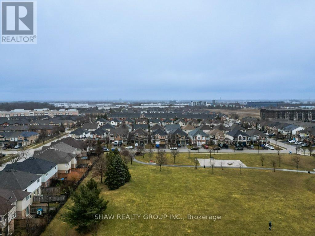 5134 Des Jardines Drive, Burlington, Ontario  L7L 6L7 - Photo 42 - W12053351