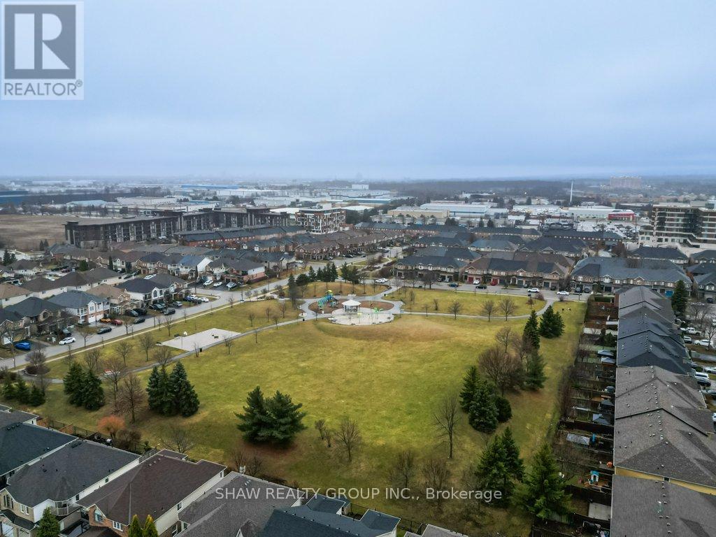 5134 Des Jardines Drive, Burlington, Ontario  L7L 6L7 - Photo 47 - W12053351