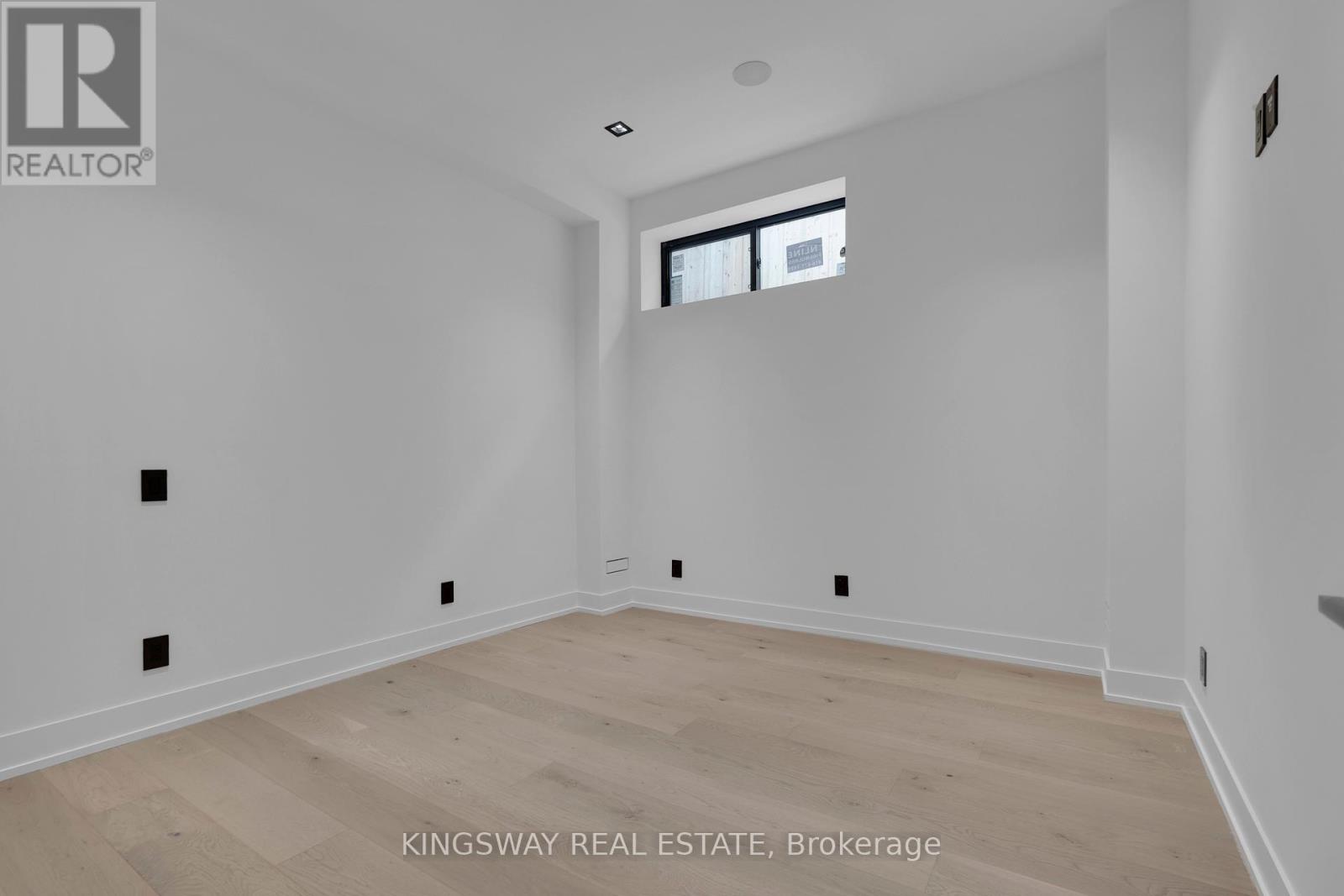 17 Broadview Avenue, Mississauga, Ontario  L5H 2S8 - Photo 44 - W12053445