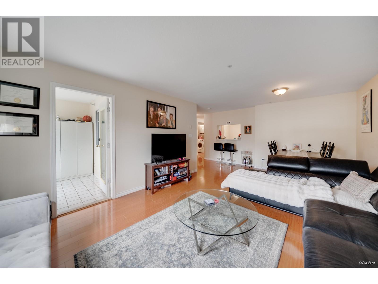202 2505 E Broadway Avenue, Vancouver, British Columbia  V5M 1Y4 - Photo 3 - R2984218