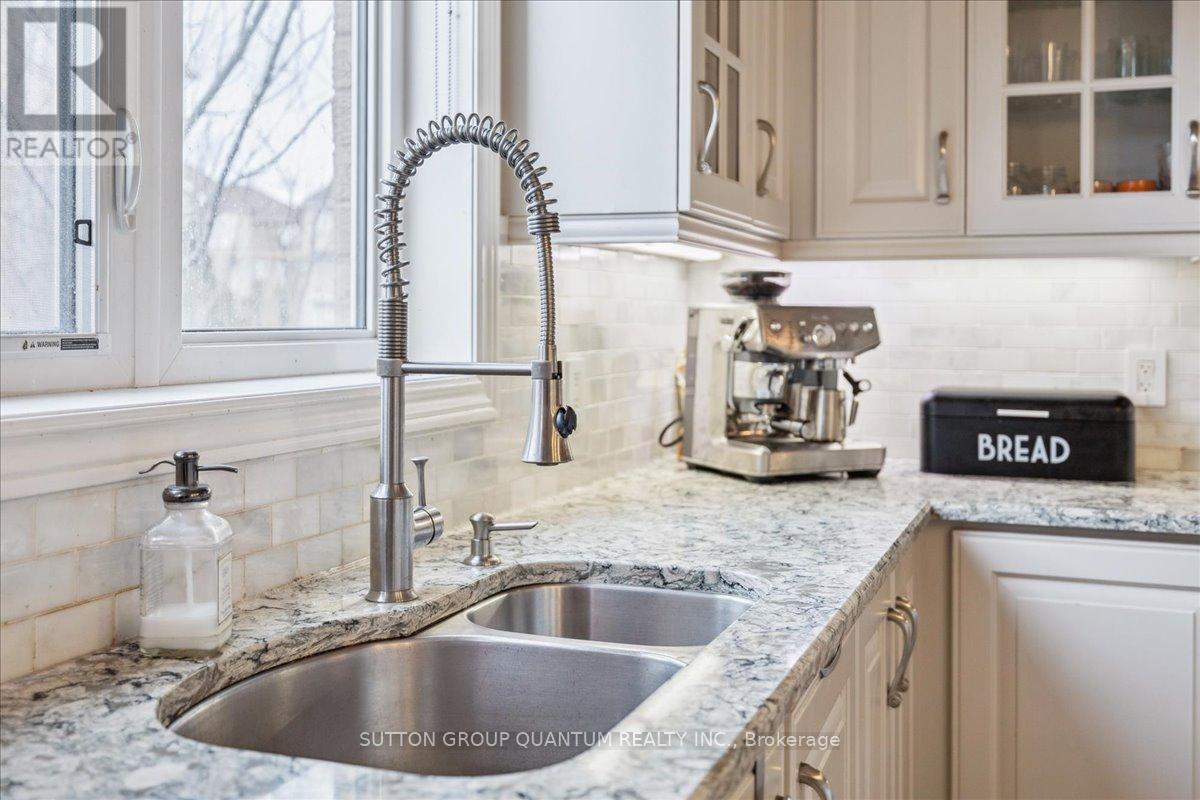 46 Woodhouse Street, Hamilton, Ontario  L9K 0H3 - Photo 22 - X12053172