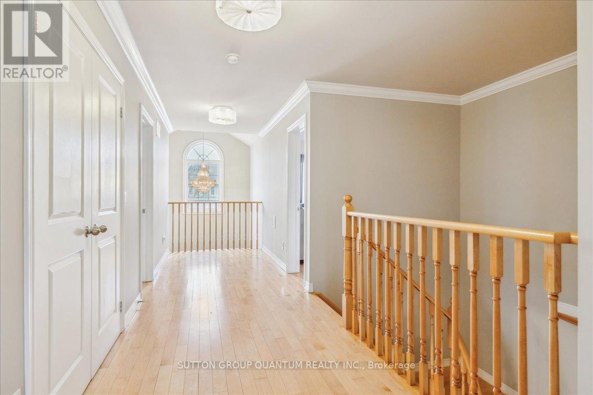 46 Woodhouse Street, Hamilton, Ontario  L9K 0H3 - Photo 27 - X12053172