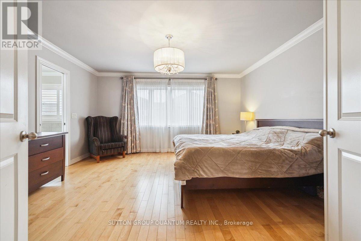 46 Woodhouse Street, Hamilton, Ontario  L9K 0H3 - Photo 28 - X12053172